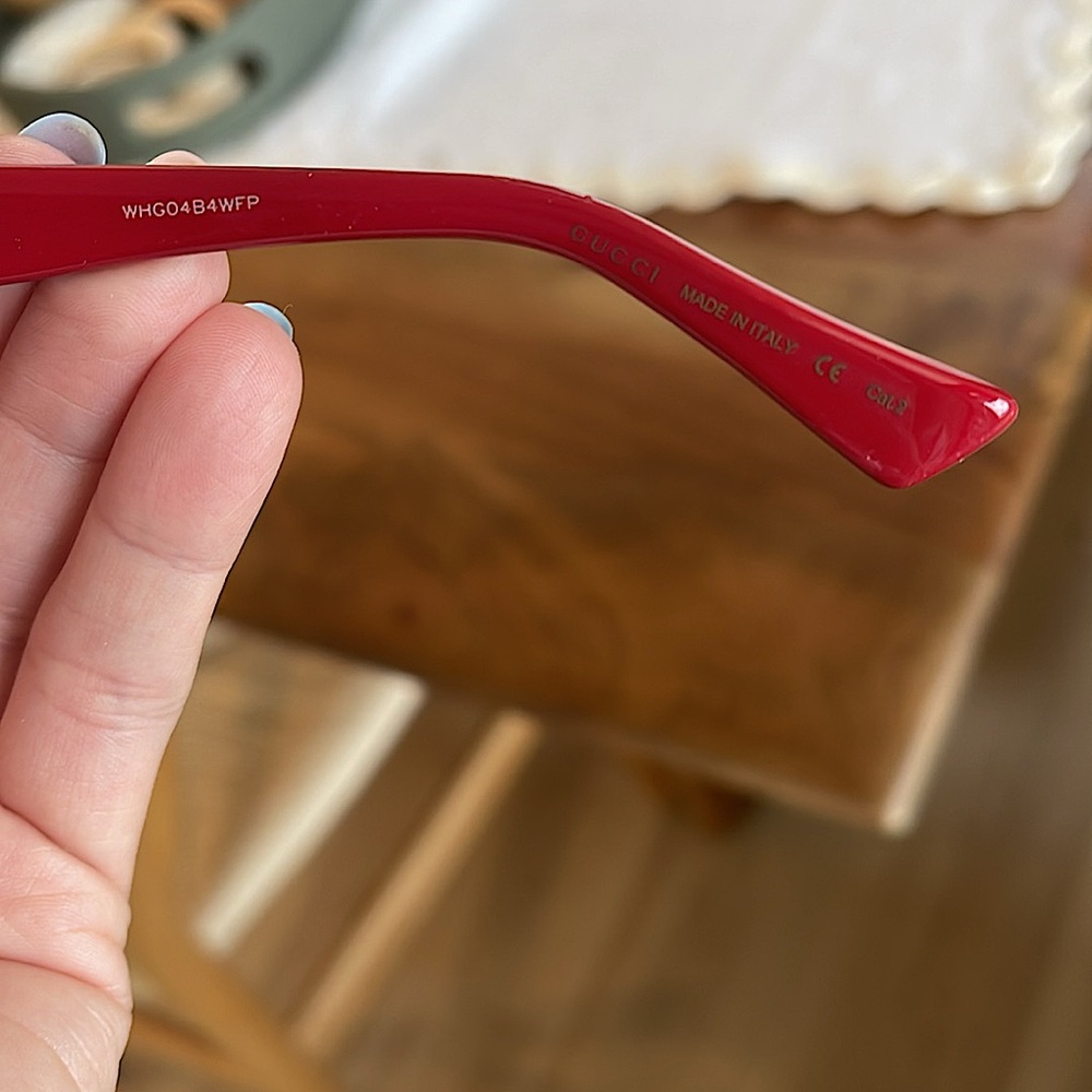 Gucci Sunglasses - Picture 2 of 4